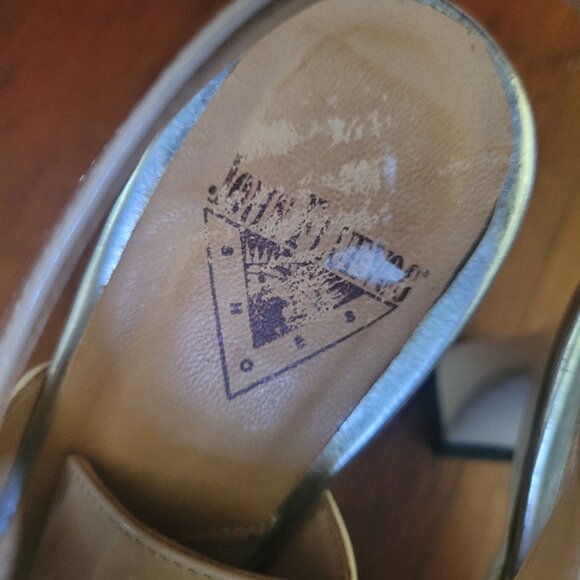 John Fluevog Faraday Colourblock Cut-Out Pump, sz 7 - Picture 8 of 13